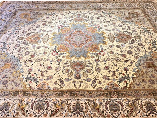 TABRIZ Iran 300x400cm 80Raj - Image 4